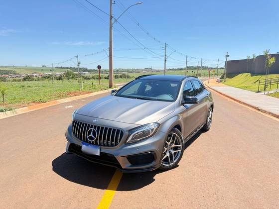 MERCEDES-BENZ GLA 45 AMG 2.0 16V TURBO GASOLINA 4P AUTOMÁTICO MERCEDES-BENZ GLA 45 AMG 2.0 16V TURBO GASOLINA 4P AUTOMÁTICO